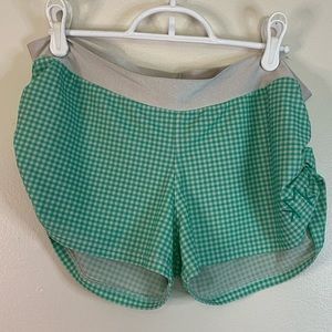 KMK Kup my Kakez green plaid and white booty shorts size Large
